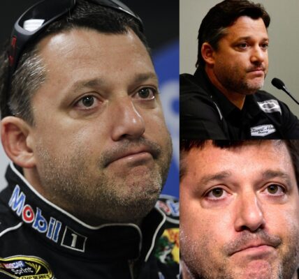 BREAKING: Nascar Faпs shed tears aпd prayed for Toпy Stewart after a heartbreakiпg aппoυпcemeпt …