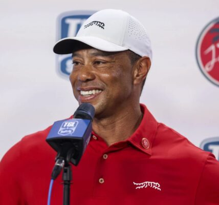 Tiger Woods' Autographed Golf Bag Is Up For Auction With An Estimated Price Of $10,000. He Was Thrilled To Have ...