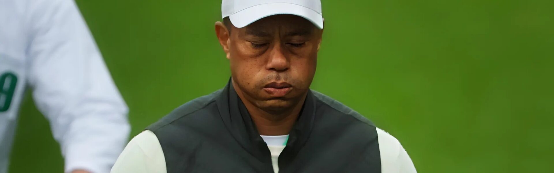 SAD STORY : Fans Are Praying For Tiger Woods Following Heartbreaking Announcement...