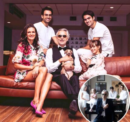 Andrea Bocelli's family created a beautiful picture together before the release of the album "Si"!
