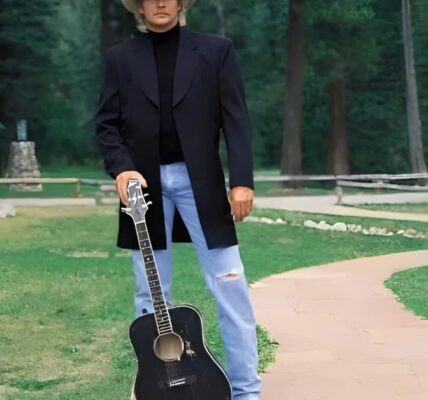 Here In The Real World - Alan Jackson - OldiesClassic