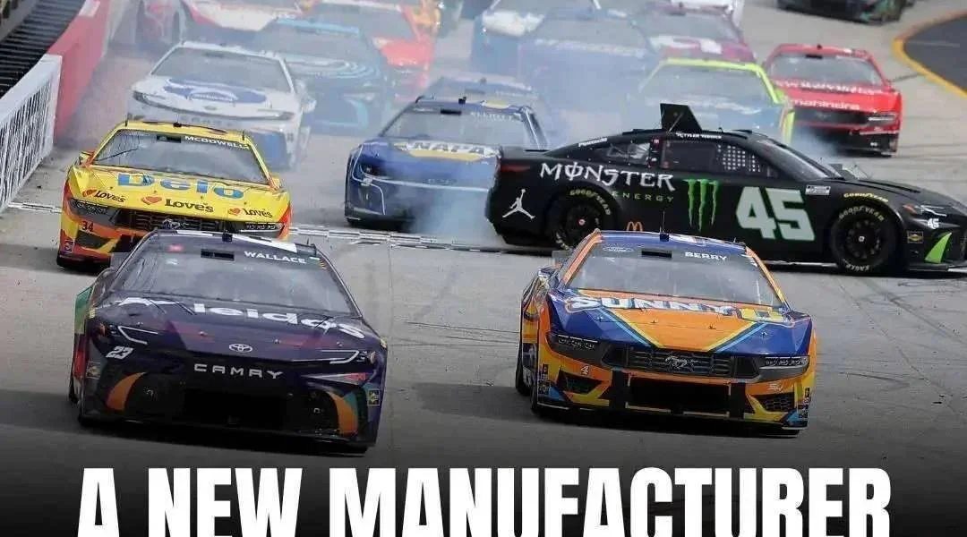 NASCAR president drops hint about a possible manufacturer joining Toyota, Ford, and Chevrolet in the future.😱..