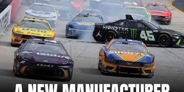 NASCAR president drops hint about a possible manufacturer joining Toyota, Ford, and Chevrolet in the future.😱..