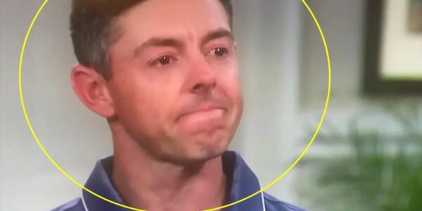 🚨Rory McIlroy broke down in tears when asked about his parents who were watching back home 💚😢