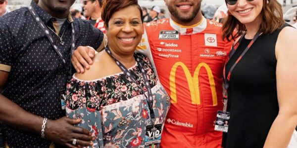 5 MINUTES AGO: “Please understand my son” — Bubba Wallace’s mother explains the reason for the loss, receiving sympathy from fans. Bubba Wallace faced a serious mental problem before the match